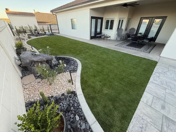 SmallYard_01